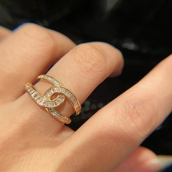 Interlock Spark Ring