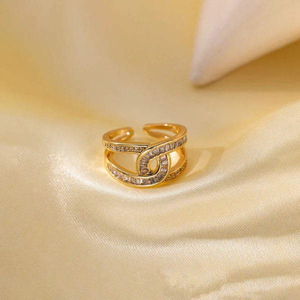 Interlock Spark Ring