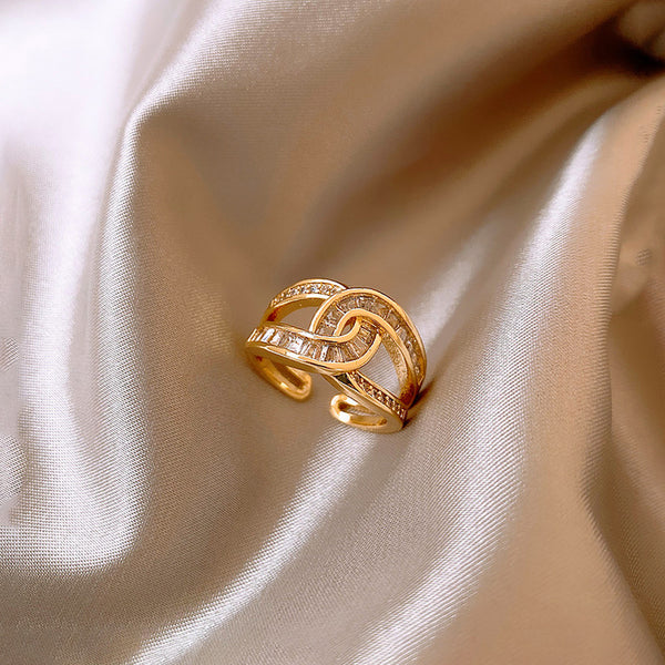 Interlock Spark Ring