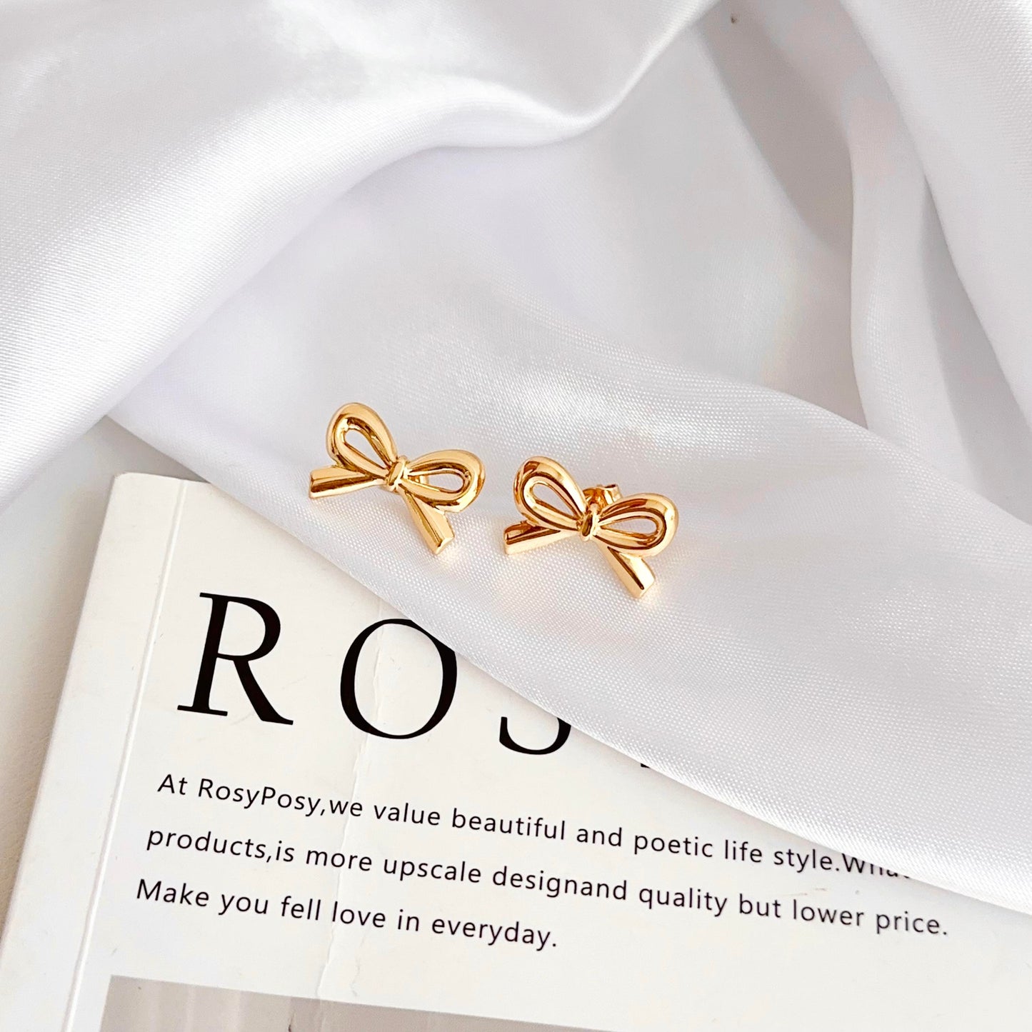 Bow knot Stud Earrings