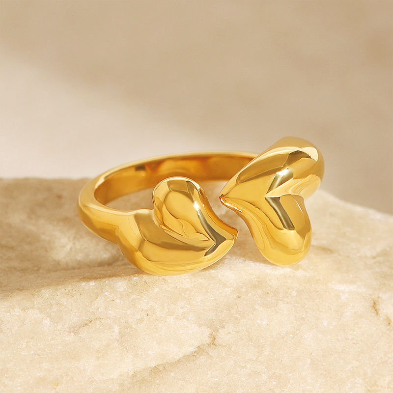 Double Hearts Ring