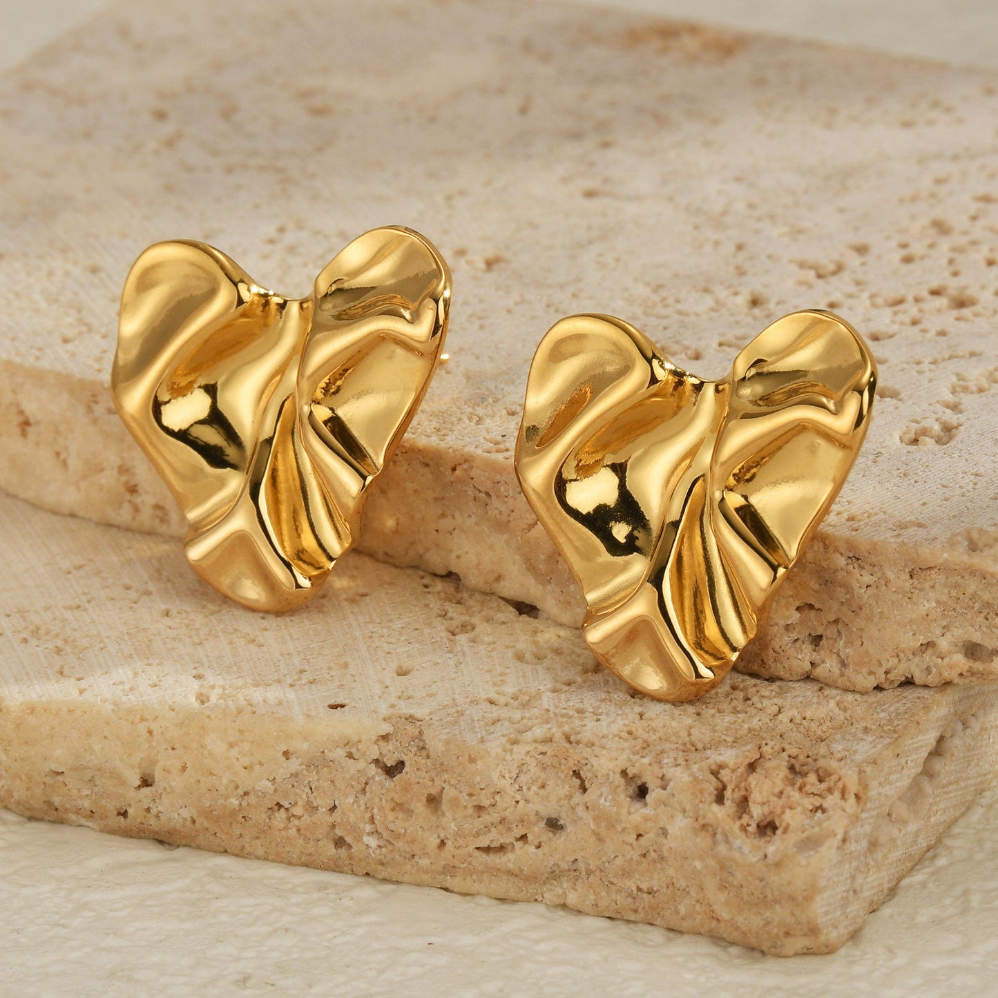 Crumple Heart Stud Earring