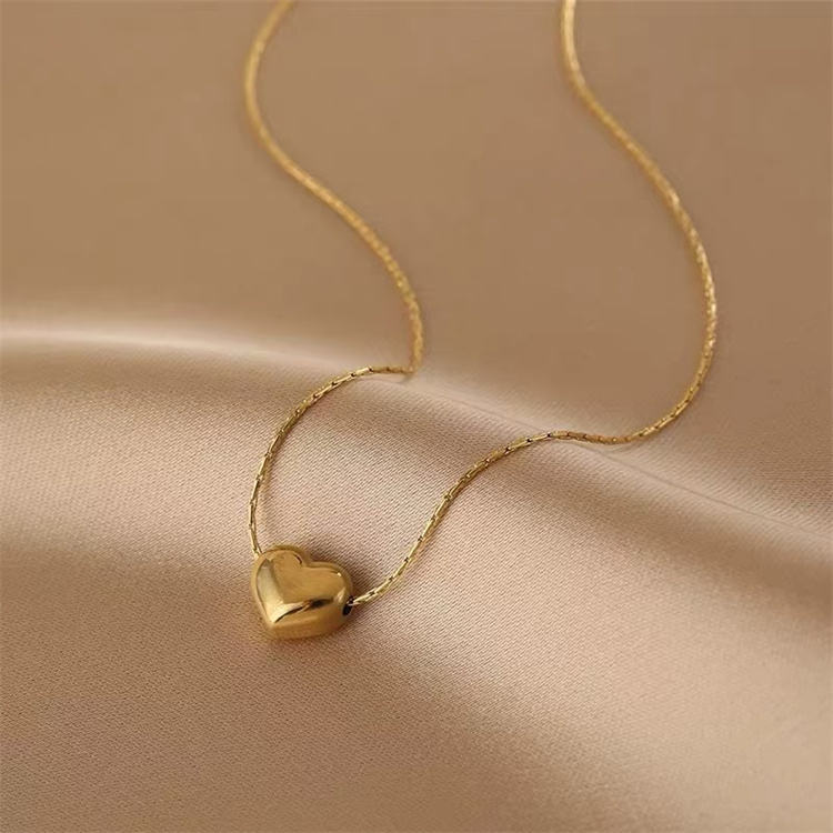 Minimal Soft Heart Necklace