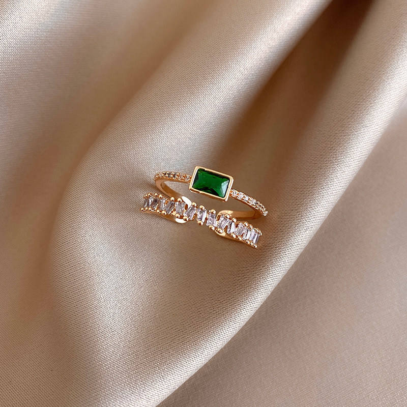 Emerald Green Baguette Stone Band Ring