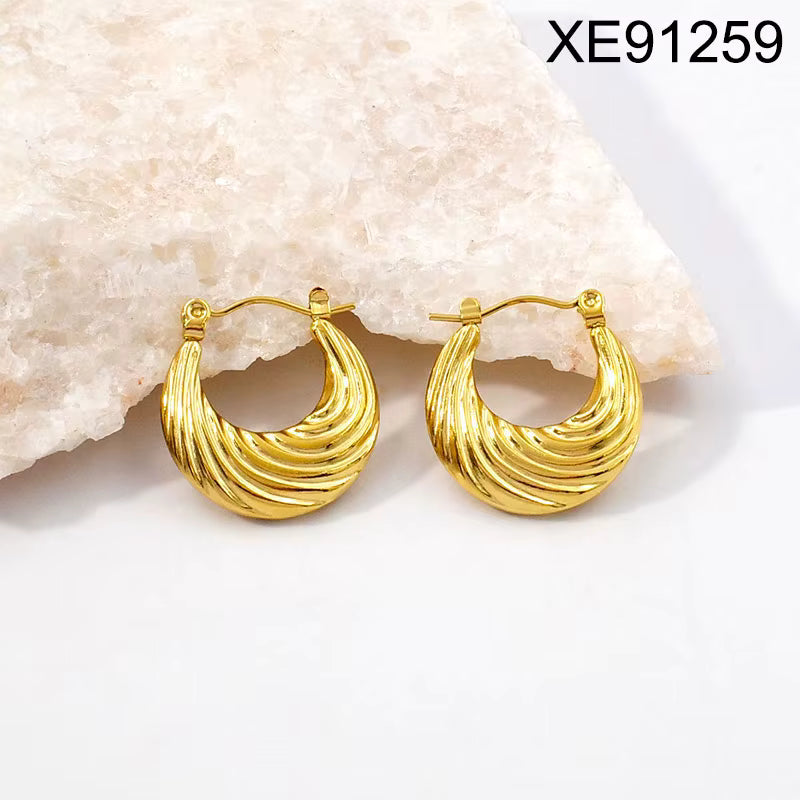 Ripple U Hoop Earrings