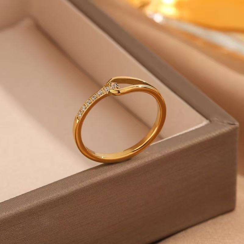 Minimal Zirconia Ring