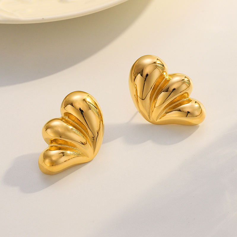 Chunky Leaf Stud Earrings