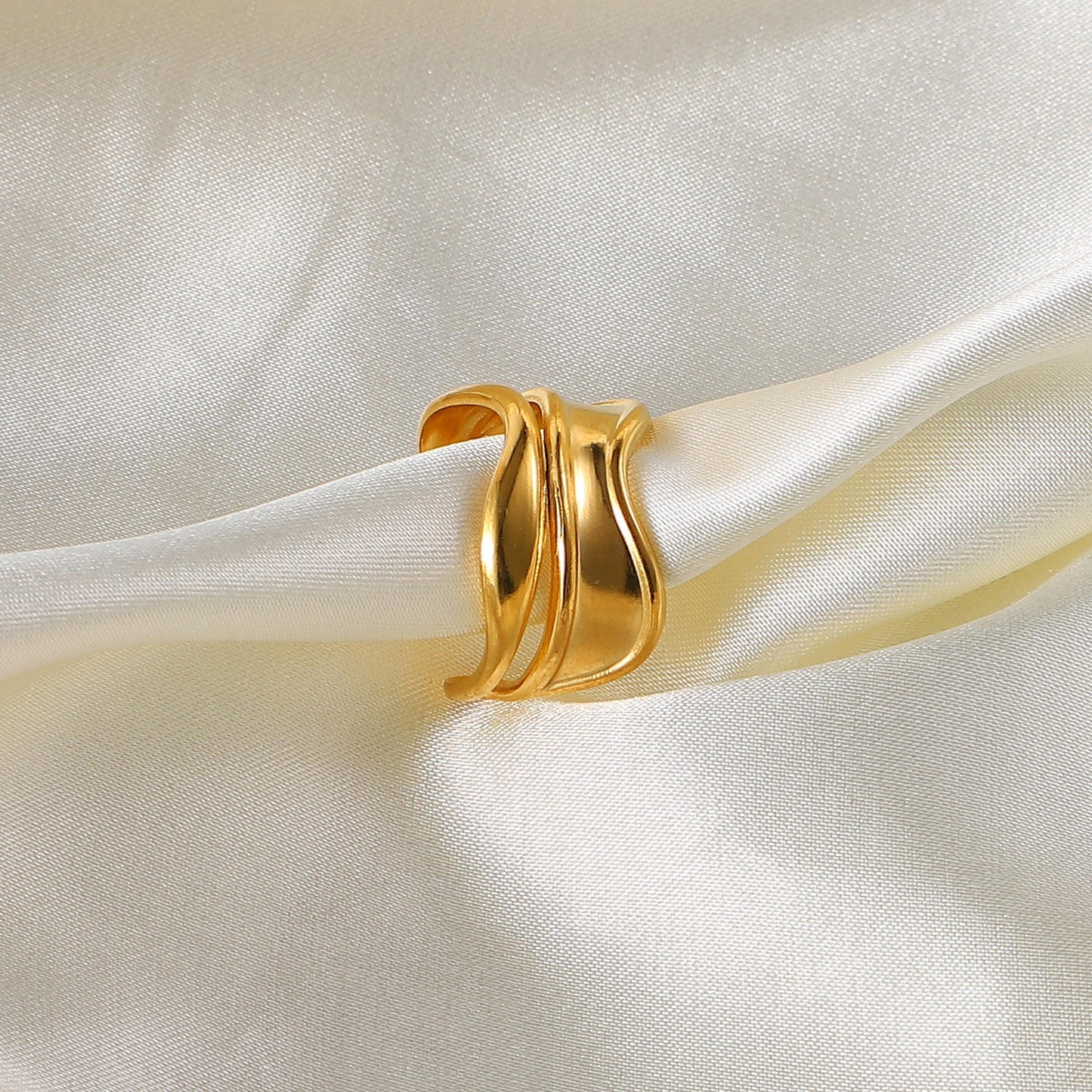 Wave Wrap Ring