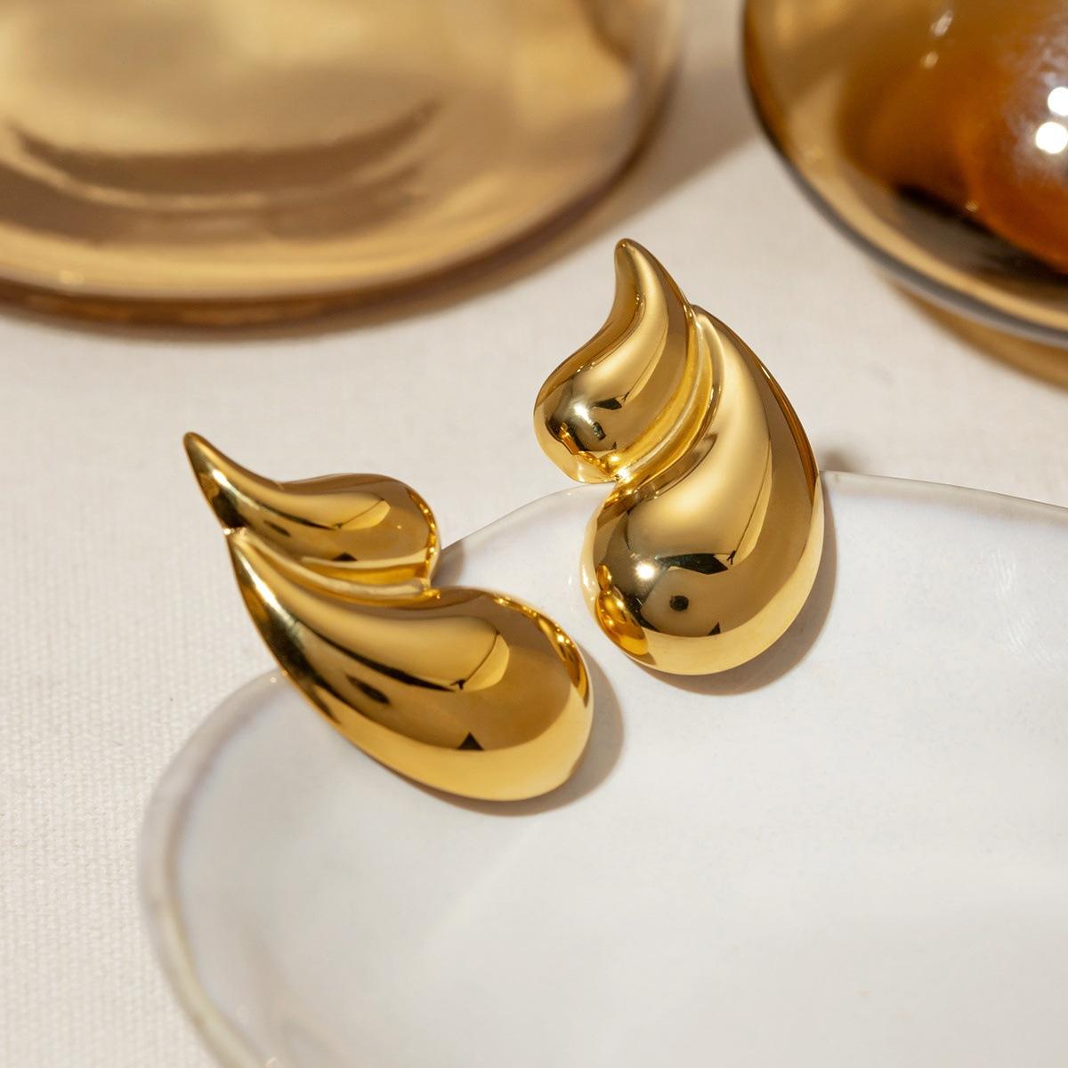 Water Droplets Stud Earrings