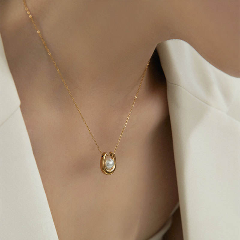 U Pearl Pendant Necklace
