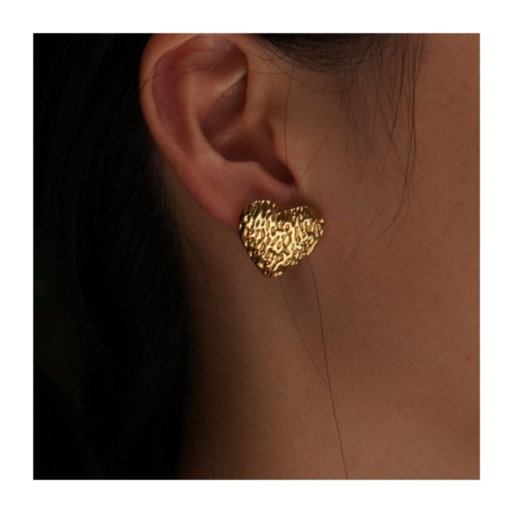 Textured Heart Stud Earrings