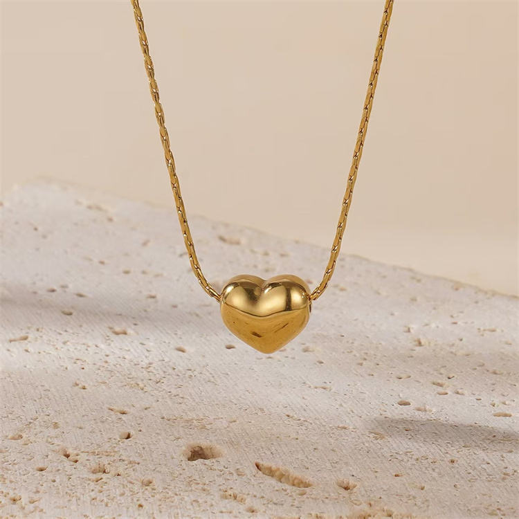Minimal Soft Heart Necklace