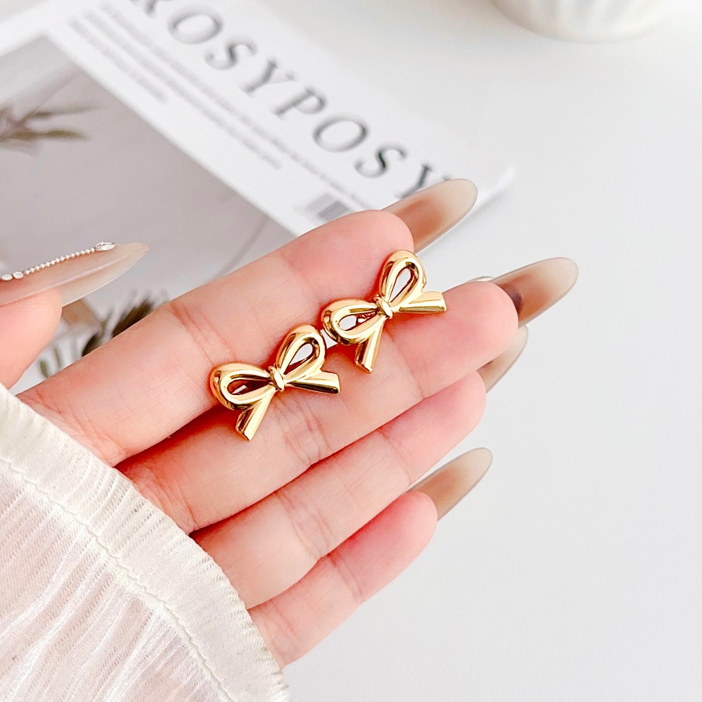 Bow knot Stud Earrings
