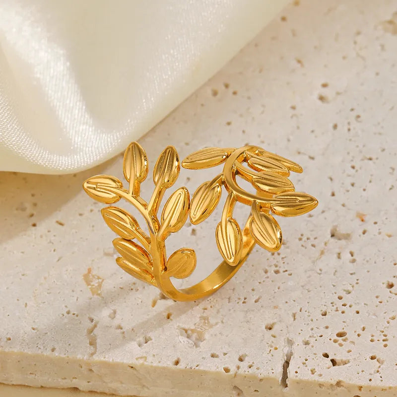 Laurel Leaf Branch Adjustable Ring